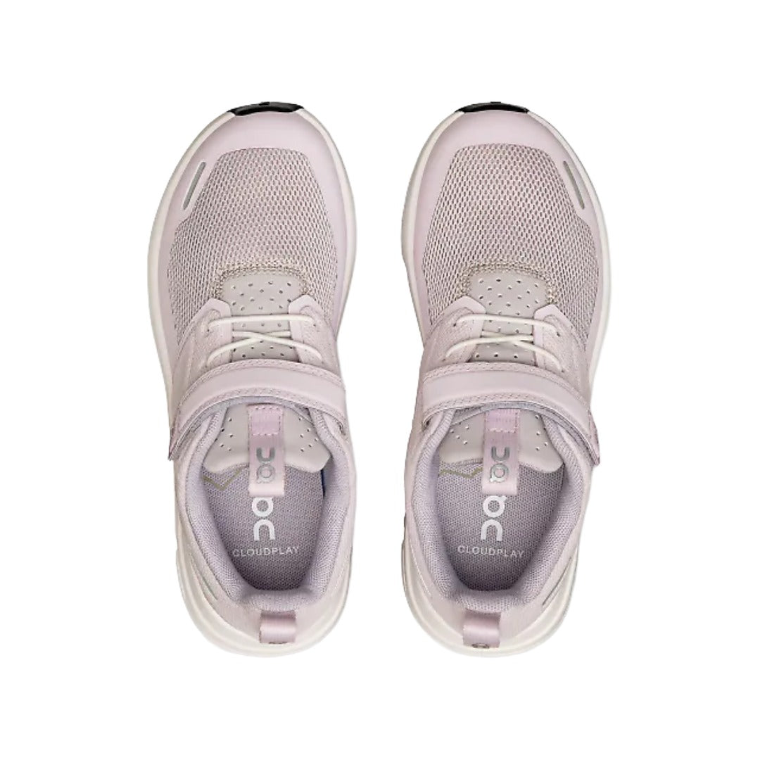 Top-down view of a pair of On Kids' Cloud Play shoes in Orchid/White, showing the CLOUDPLAY sockliner and the no-tie lacing