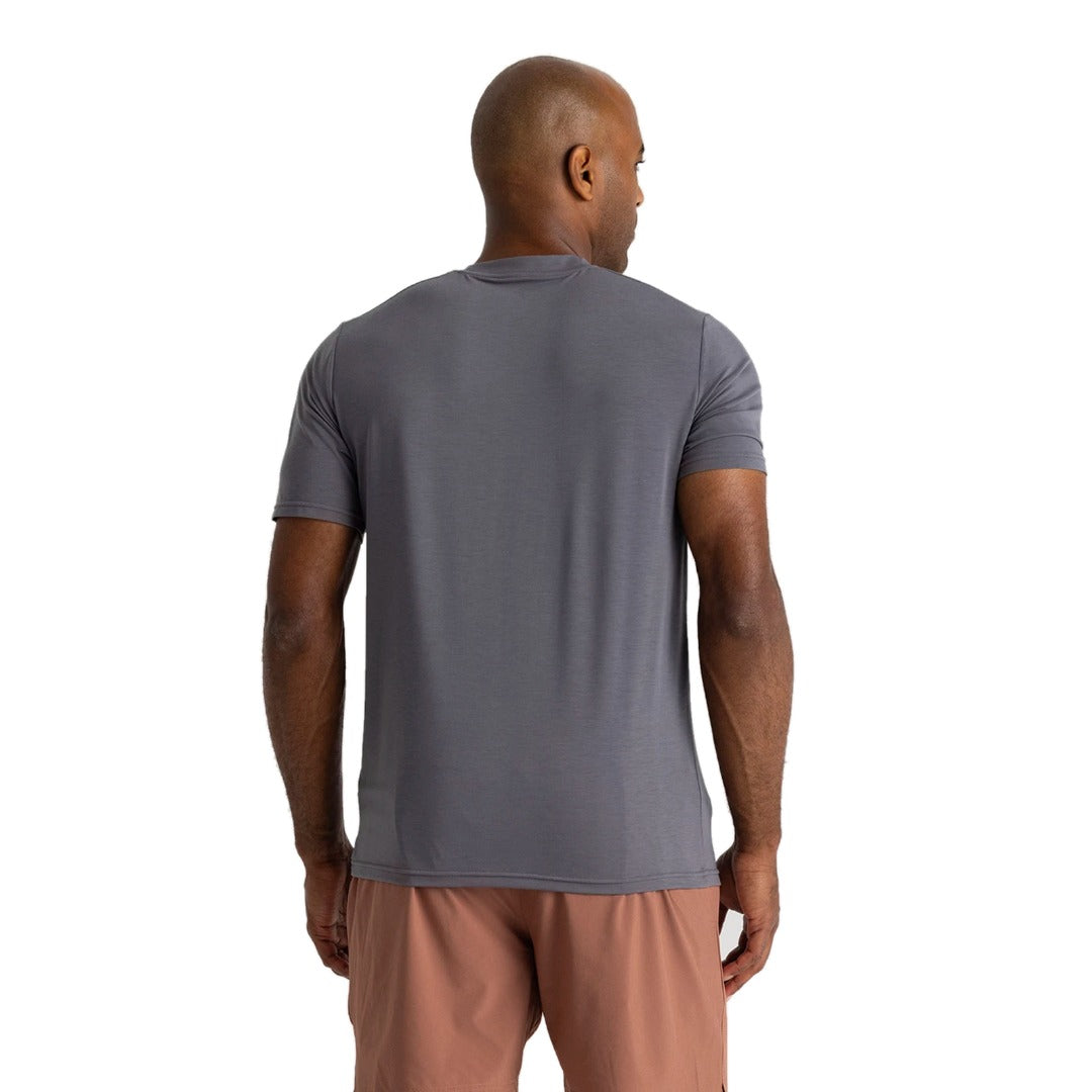 Men's Elevate Lightweight Tee-Short Sleeve Shirts-Free Fly-Smoke-Mountain Sports