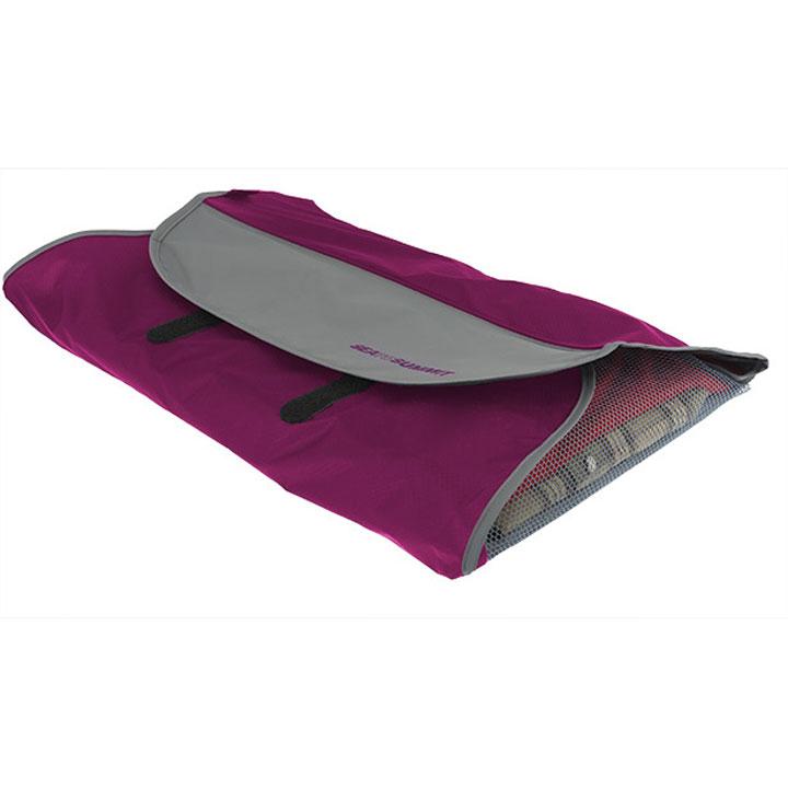 Travelling Light Shirt Folder